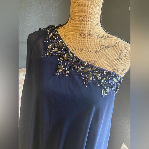 Cache Elegant Dress - Picture 3 of 4